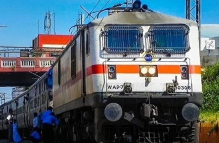 बदल गए रेल यात्रा के नियम: टिकट महंगे, तत्काल बुकिंग और रिजर्वेशन चार्ट में नए बदलाव