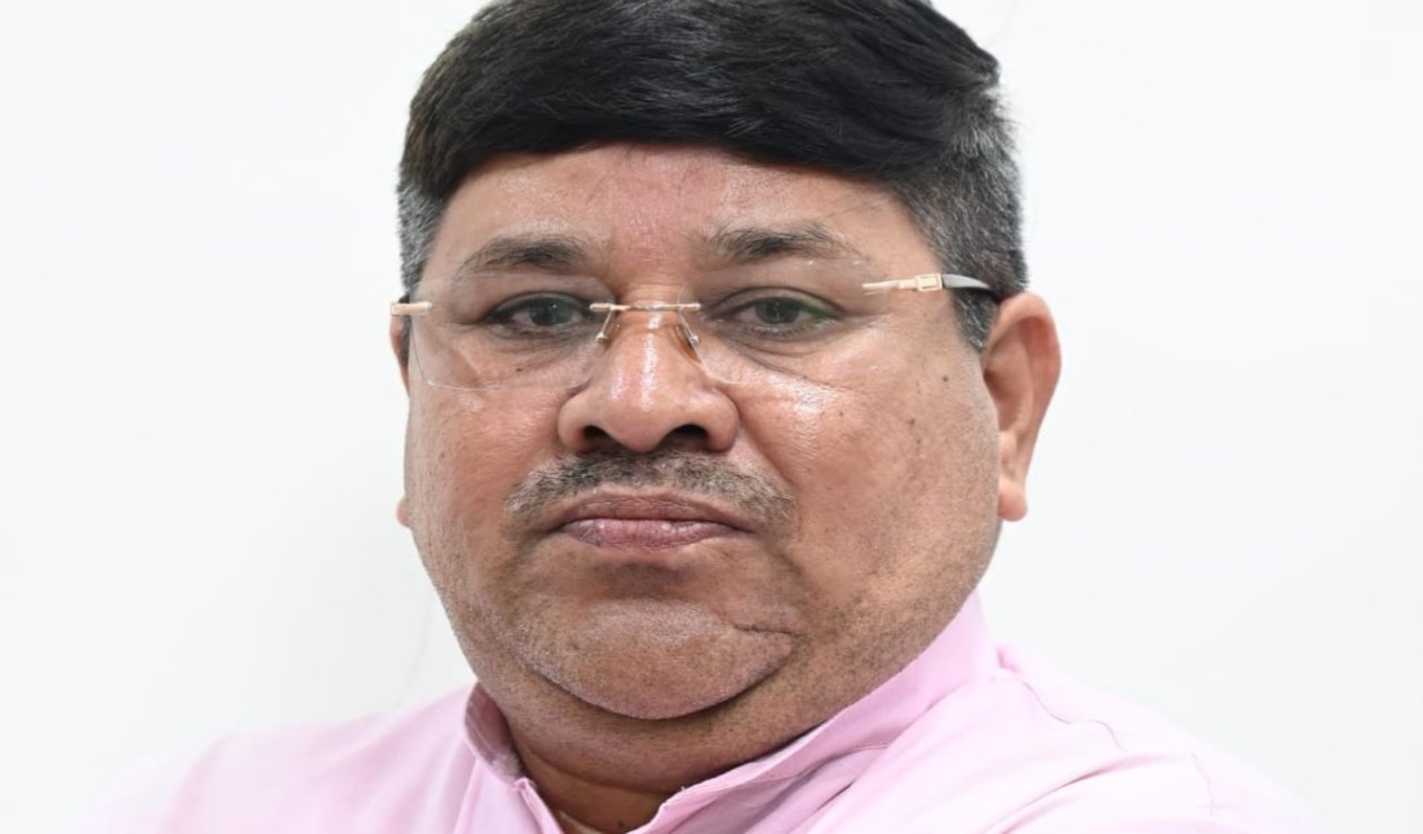 झारखंड हाईकोर्ट के ऐतिहासिक फैसले का श्रमिक संघ ने किया स्वागत, आउटसोर्स कर्मियों को मिलेगा न्यूनतम वेतन 5 20250702 150722 1