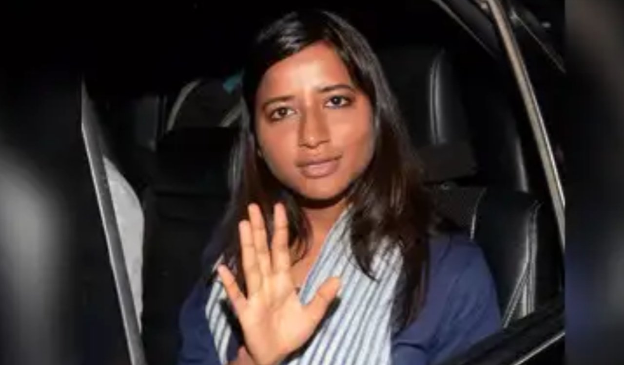 ईडी की पूर्व विधायक अंबा प्रसाद से जुड़े 8 ठिकानों पर छापेमारी, मनी लॉन्ड्रिंग से जुड़ा है मामला! 20250704_094519