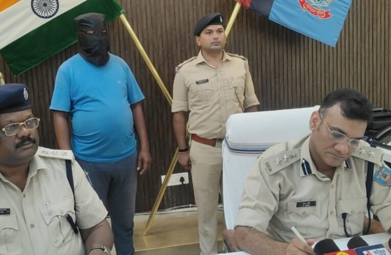 वाहन जांच में चोरी की बुलेट मोटरसाइकिल के साथ बाइक चोर गिरफ्तार