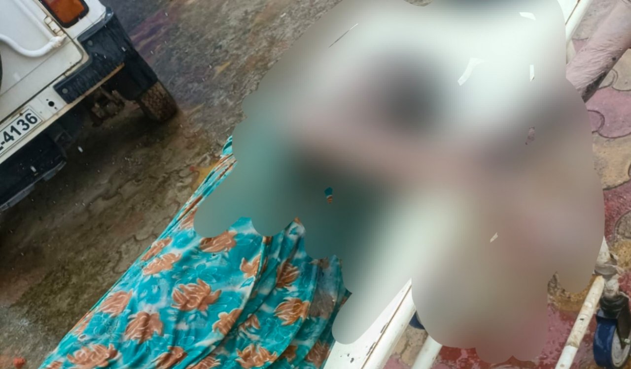 लोहरदगा: सदर अस्पताल में इलाजरत महिला की संदिग्ध मौत, नाले से बरामद हुआ शव 4 20250707 150042