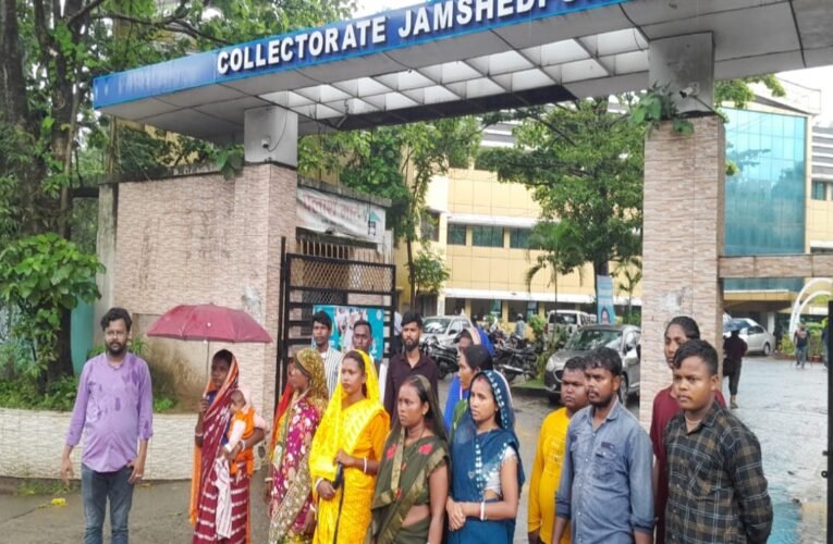 बालिगुमा ग्रामसभा का ऐतिहासिक फैसला: गाँव में लागू हुई पूर्ण शराबबंदी, उपायुक्त को सौंपा गया ज्ञापन