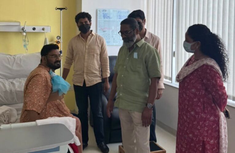 मुख्यमंत्री हेमन्त सोरेन और विधायक कल्पना सोरेन ने हफीजुल हसन से की मुलाकात, शीघ्र स्वस्थ होने की कामना