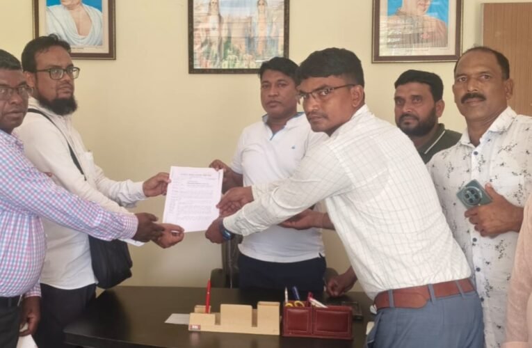 सहायक शिक्षक संघ ने विधायक भूषण बाड़ा को सौंपा ज्ञापन, मांगों को पूरा करने का मिला आश्वासन
