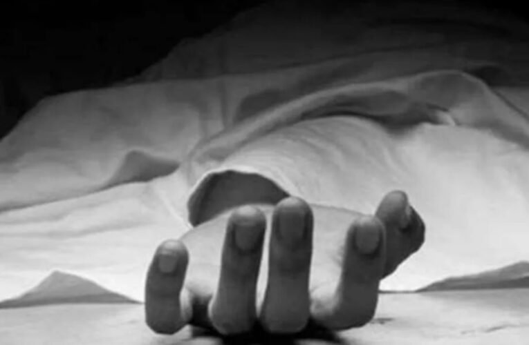 सिमडेगा सदर अस्पताल परिसर में अज्ञात व्यक्ति का शव मिलने से सनसनी, हत्या की आशंका