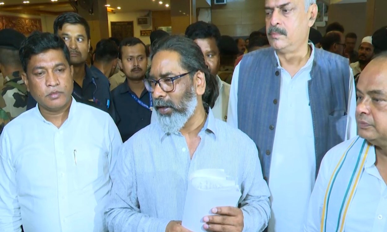 झारखंड: शिबू सोरेन के स्वास्थ्य को लेकर हेमंत सोरेन का भावुक बयान, बोले- 'गुरुजी इस जंग को भी जीत लेंगे 6 20250724 165152