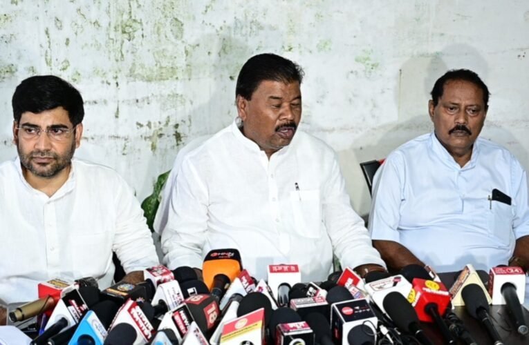 झारखण्ड सरकार के विश्वविद्यालय सेवा आयोग गठन और उर्दू शिक्षक नियुक्ति के निर्णय का बंधु तिर्की ने किया स्वागत