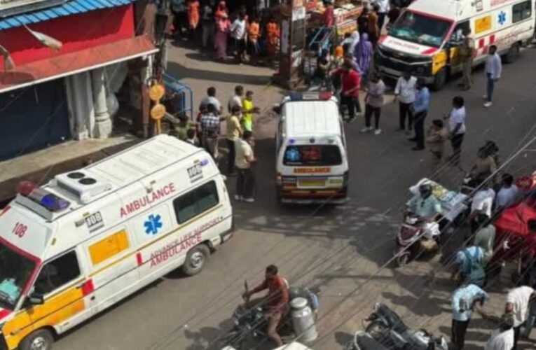 हरिद्वार के मनसा देवी मंदिर में भगदड़, 6 लोगों की मौत, कई घायल, राहत बचाव कार्य जारी