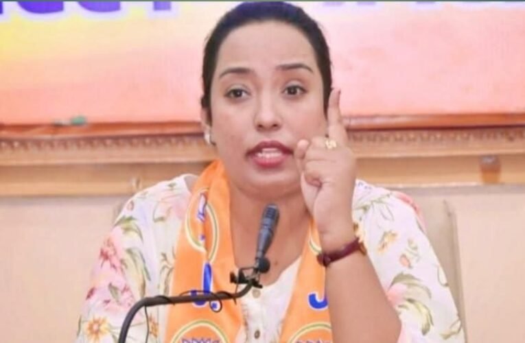 झारखंड में महिला आयोग के गठन में देरी पर राफिया नाज़ का कांग्रेस पर तीखा हमला: “घड़ियाली आंसू बहाना बंद करे सरकार”