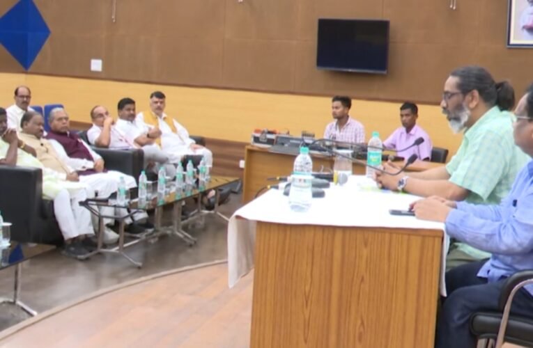 सीएम हेमंत सोरेन की अध्यक्षता में सत्ताधारी विधायक दल की हुई बैठक, मानसून सत्र की रणनीति पर चर्चा