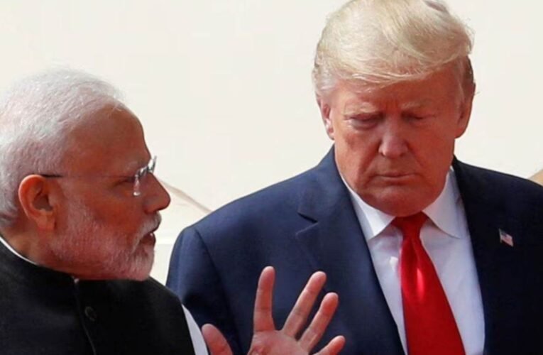 ट्रंप को रास नहीं आ रहा रूस और भारत की दोस्ती, रूसी तेल खरीद के जवाब में ट्रंप ने भारत पर लगाया 50% टैरिफ