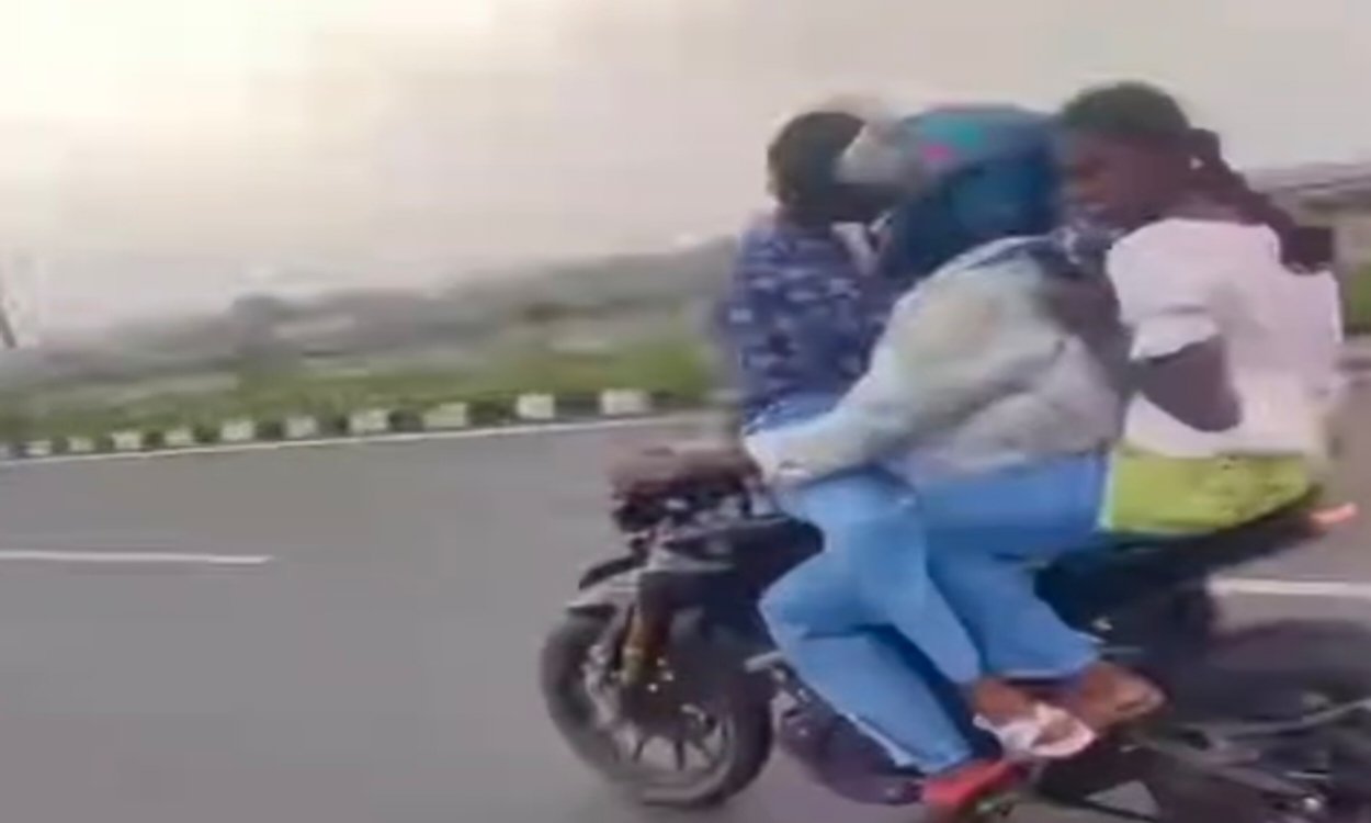 रांची रिंग रोड पर ट्रैफिक नियमों का उल्लंघन, प्यार और मस्ती का वीडियो वायरल 4 20250803 092438