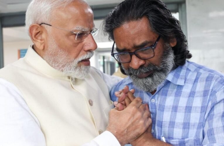 पीएम मोदी ने शिबू सोरेन को दी श्रद्धांजलि, कहा- जनजातीय समाज के कल्याण के लिए समर्पित रहा उनका जीवन