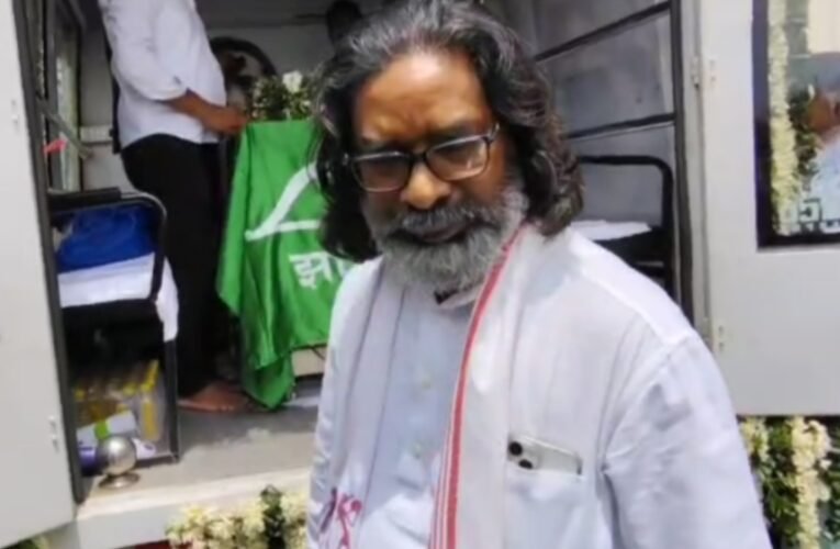 पूर्व मुख्यमंत्री शिबू सोरेन के पार्थिव शरीर को विधानसभा में दी गई भावभीनी श्रद्धांजलि