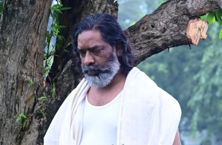 हेमंत सोरेन का 50वां जन्मदिन: पिता शिबू सोरेन के निधन के शोक में जन्मदिन नहीं मना रहे सीएम