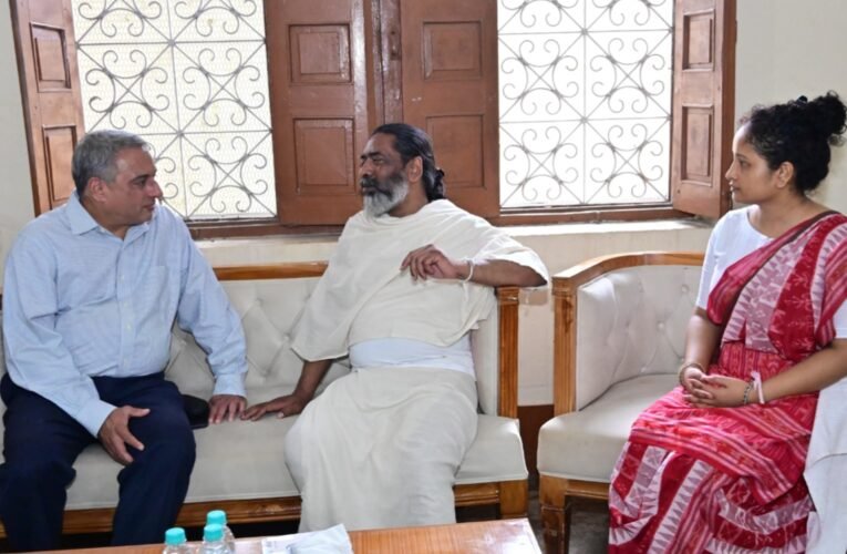 टाटा स्टील के सीईओ एवं एमडी टीवी नरेंद्रन ने दी शिबू सोरेन को दी श्रद्धांजलि