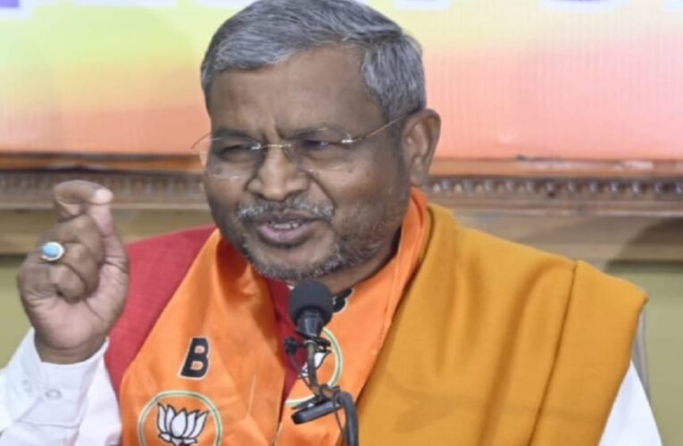 झारखंड शराब घोटाला: विनय चौबे को जमानत पर बाबूलाल मरांडी का तीखा हमला, हेमंत सरकार पर लगाए गंभीर आरोप