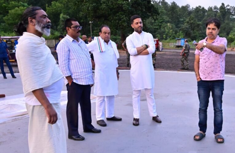 दिशोम गुरु शिबू सोरेन के श्राद्ध कर्म की तैयारियां जोरों पर, पूरे उत्साह और श्रद्धा के साथ चल रही तैयारी