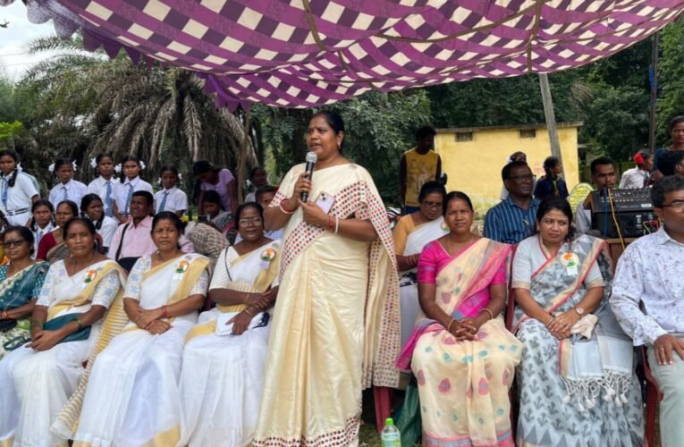 सिमडेगा में विधायक भूषण बाड़ा के प्रयासों से खेलों का विकास: जोसिमा खाखा