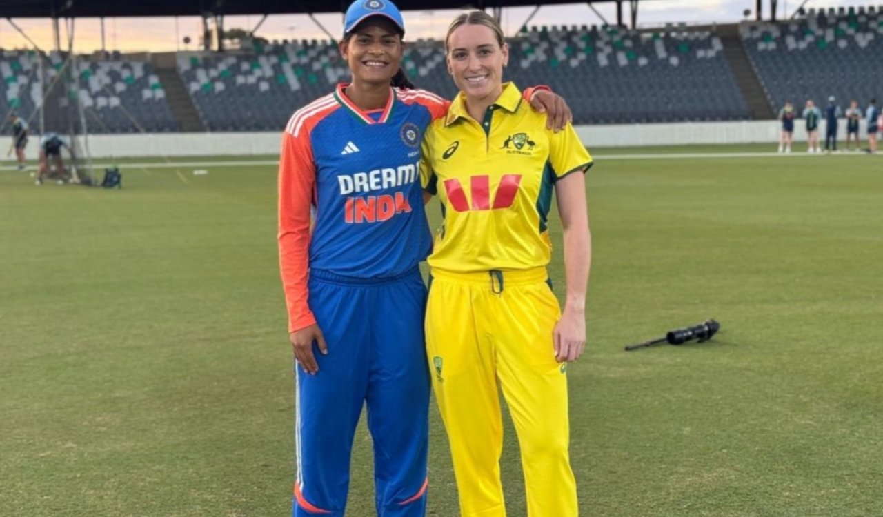 भारतीय महिला ‘ए’ टीम ने स्वतंत्रता दिवस पर देश को दिया शानदार तोहफा, ऑस्ट्रेलिया ‘ए’ को हराकर जीती वनडे सीरीज 5 20250815 213333