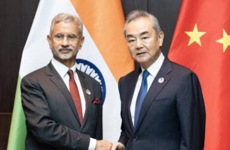 भारत-चीन संबंधों में नया मोड़? वांग यी और जयशंकर की मुलाकात पर टिकी निगाहें