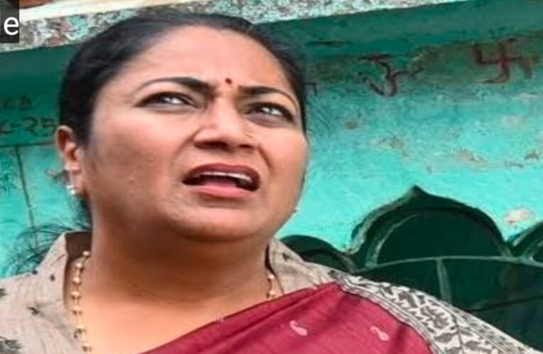 दिल्ली की मुख्यमंत्री रेखा गुप्ता पर जनसुनवाई के दौरान हमला, पुलिस ने शुरू की जांच