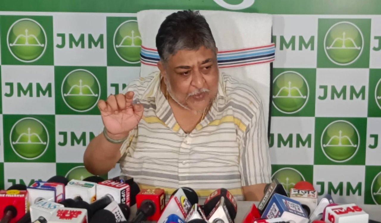 झारखंड मुक्ति मोर्चा का उपराष्ट्रपति चुनाव को लेकर बड़ा ऐलान , BJP का दिमाग घूम गया , JMM ने इंडिया ब्लॉक के उम्मीदवार को दिया समर्थन 4 20250821 181011