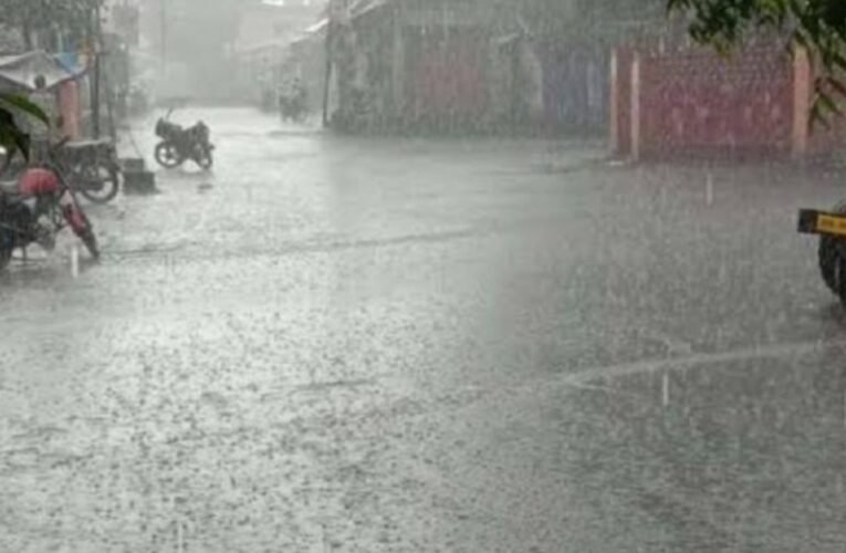 रांची सहित पूरे झारखंड में आज का मौसम: भारी बारिश और गरज के साथ छाए रहेंगे बादल