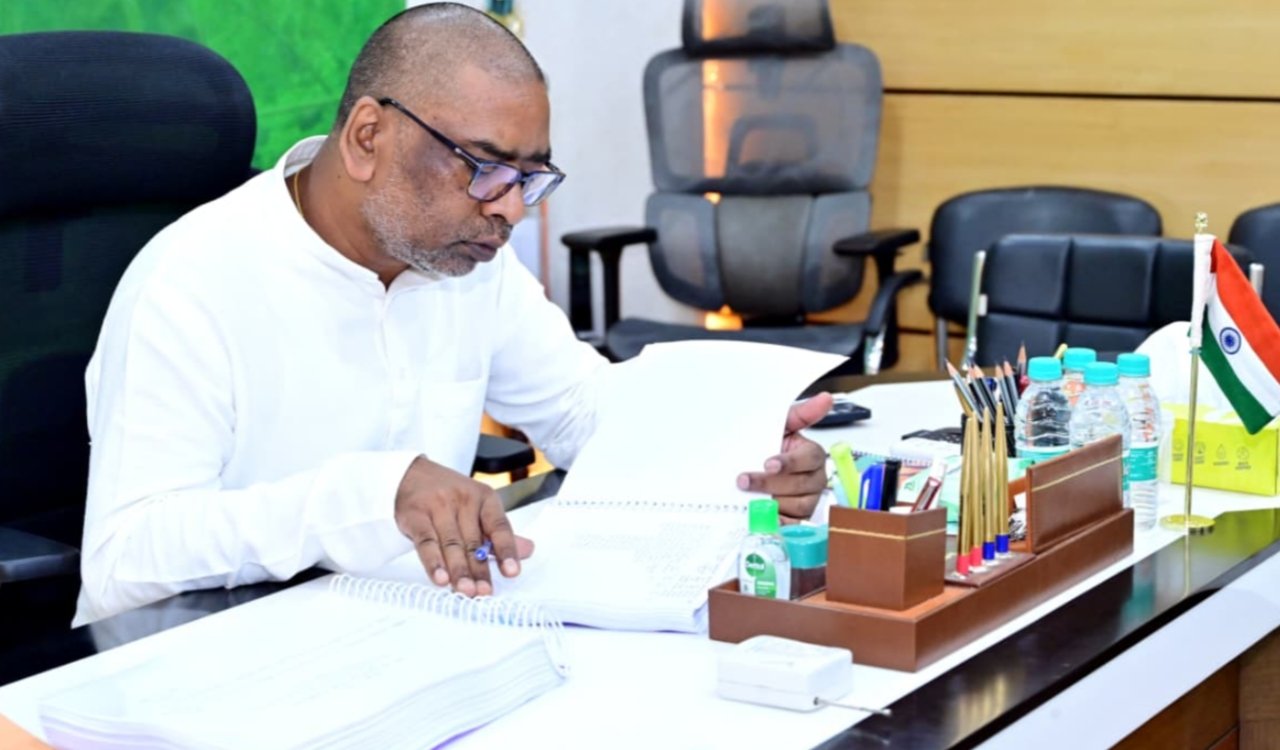 झारखंड राज्य सजा पुनरीक्षण पर्षद की 35वीं बैठक: 51 कैदियों की रिहाई को मिली मंजूरी 6 20250822 194123