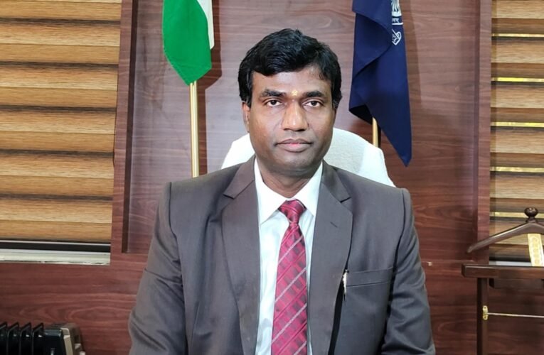 भू-राजस्व कार्यों की हुई समीक्षा: उपायुक्त ने दिए त्वरित निष्पादन के निर्देश