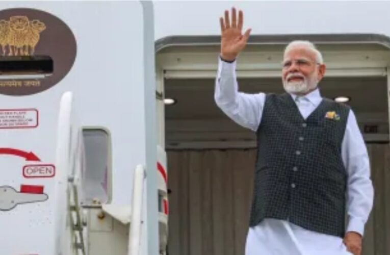 प्रधानमंत्री नरेंद्र मोदी जापान और चीन की महत्वपूर्ण यात्रा पर रवाना