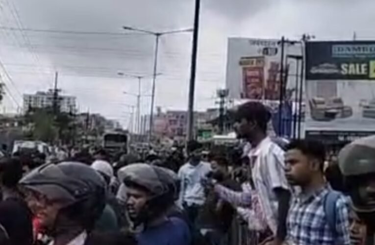 रांची में दर्दनाक सड़क हादसा: तेज रफ्तार ट्रक ने मां-बेटी को कुचला, दोनों की मौत, सड़क जाम