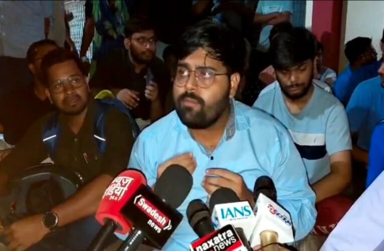 धनबाद के SNMMCH अस्पताल में डॉक्टरों पर हमला: मरीज की मौत के बाद हंगामा, हड़ताल से इमरजेंसी सेवाएं ठप…