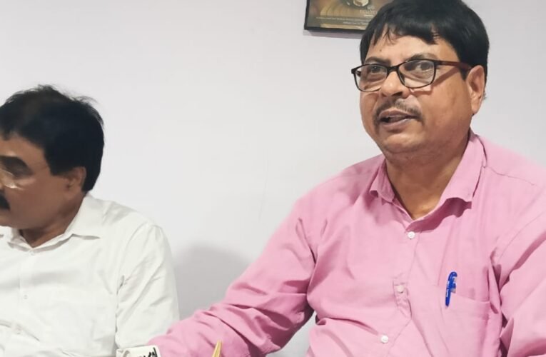 झारखंड गैर सरकारी स्कूल संचालक संघ की बैठक: सुप्रीम कोर्ट के फैसले तक गैर मान्यता प्राप्त स्कूलों पर कार्रवाई न करने की मांग