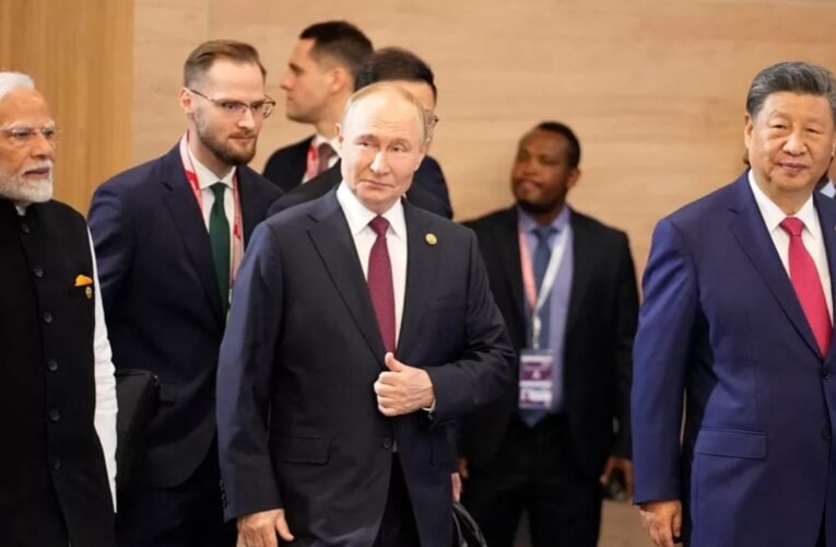 एससीओ शिखर सम्मेलन 2025: तियानजिन में शुरू हुई बैठक, पीएम मोदी, शी जिनपिंग और पुतिन मौजूद