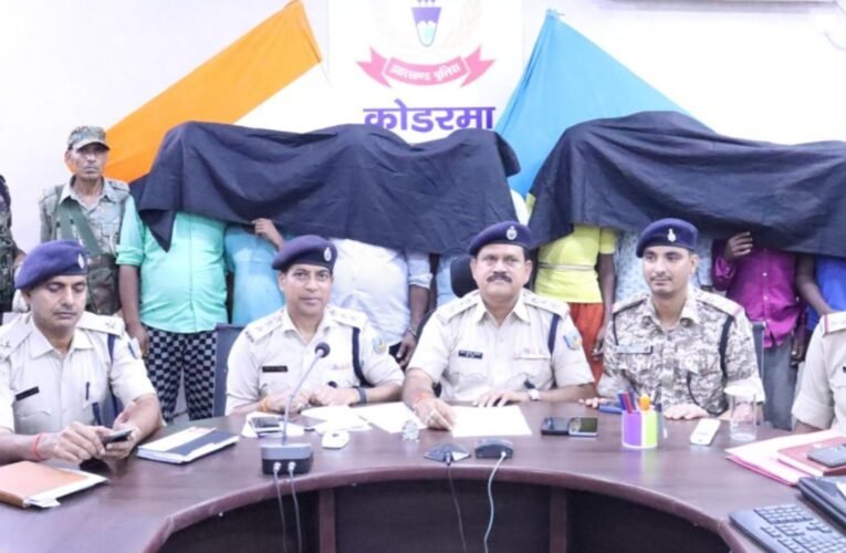 डोमचांच में 500mm K-9 पाइप चोरी का पर्दाफाश, 08 अपराधी गिरफ्तार, पाइप और हाइड्रा वाहन बरामद