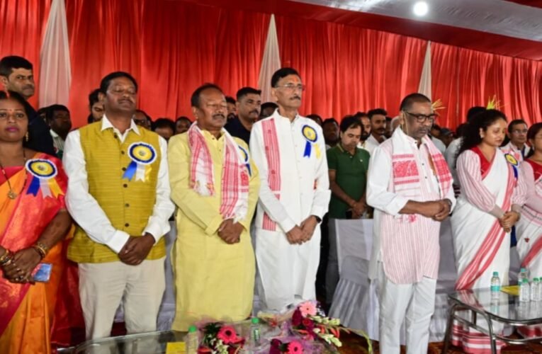 करम पूजा महोत्सव की धूम : मुख्यमंत्री हेमन्त सोरेन ने दी झारखंडवासियों को शुभकामनाएं