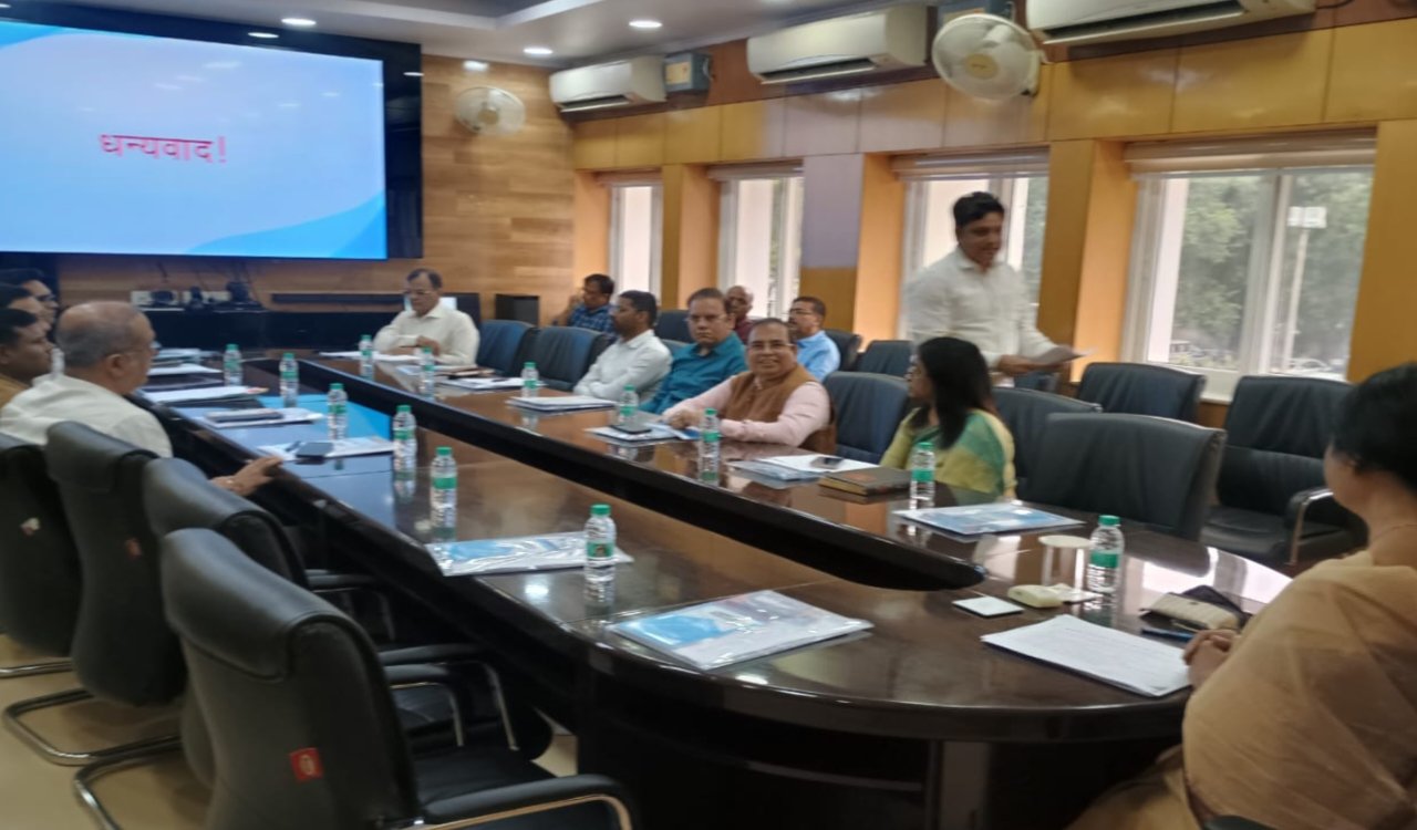 झारखंड में ट्रांसजेंडर कल्याण के लिए राज्यव्यापी सर्वे का निर्देश: मुख्य सचिव 4 20250909 162819