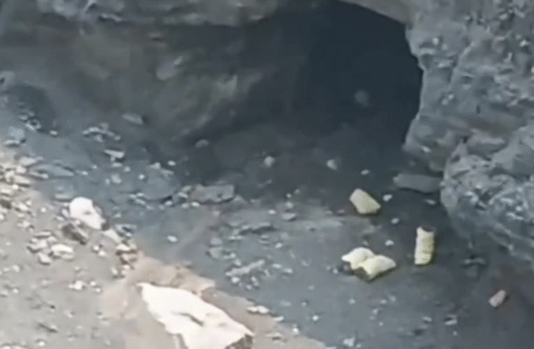 कोयला खदान में चट्टान गिरने से 2 मजदूरों की मौत, कई के दबे होने की आशंका