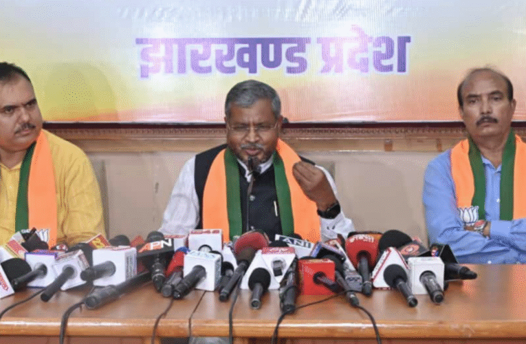 भाजपा प्रदेश अध्यक्ष बाबूलाल मरांडी का हेमंत सरकार पर तीखा प्रहार: “बालू घाटों को माफियाओं के हवाले करने की साजिश”