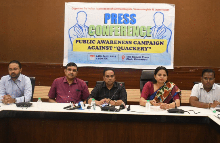 फर्जी डॉक्टरों से सावधान: गलत इलाज से बढ़ रही स्किन मरीजों की परेशानी, विशेषज्ञों की चेतावनी सही डॉक्टर से ही कराएं इलाज