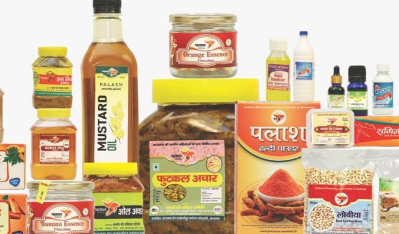 पलाश ब्रांड: झारखण्ड की ग्रामीण महिलाओं के सशक्तिकरण की नई पहचान 20250916_162644