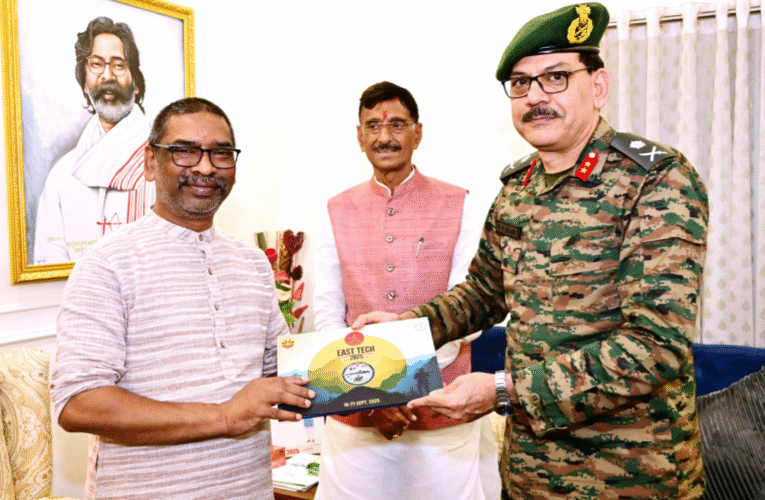 मुख्यमंत्री हेमन्त सोरेन से केंद्रीय रक्षा राज्य मंत्री और मेजर जनरल की शिष्टाचार भेंट, रक्षा प्रदर्शनी में मुख्य अतिथि के रूप में आमंत्रित