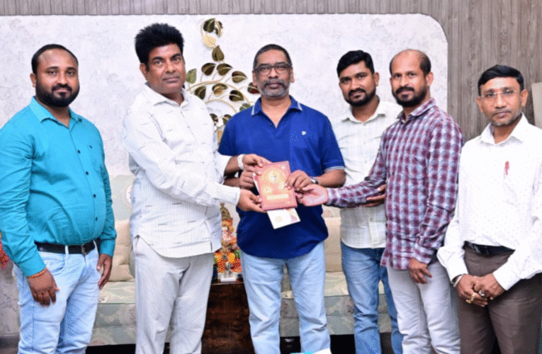 मुख्यमंत्री हेमन्त सोरेन को पंजाबी-हिन्दू बिरादरी दशहरा कमेटी ने “विजयादशमी उत्सव” में किया आमंत्रित