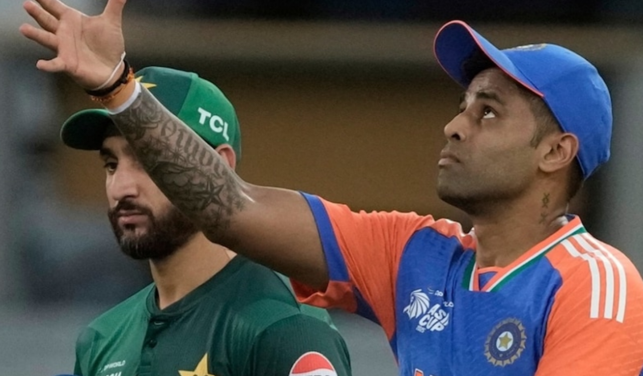 एशिया कप 2025: भारत vs पाकिस्तान सुपर फोर का धमाकेदार मुकाबला आज, दुबई में रात 8 बजे टक्कर 8 20250921 101231