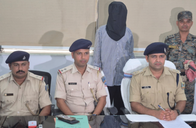 एयरपोर्ट थाना क्षेत्र में अधजले शव की हत्या का खुलासा, एक अभियुक्त गिरफ्तार