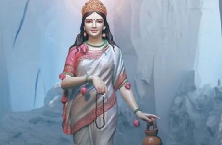 नवरात्रि के दूसरे दिन मां ब्रह्मचारिणी की पूजा, जानें महत्व और पूजा विधि