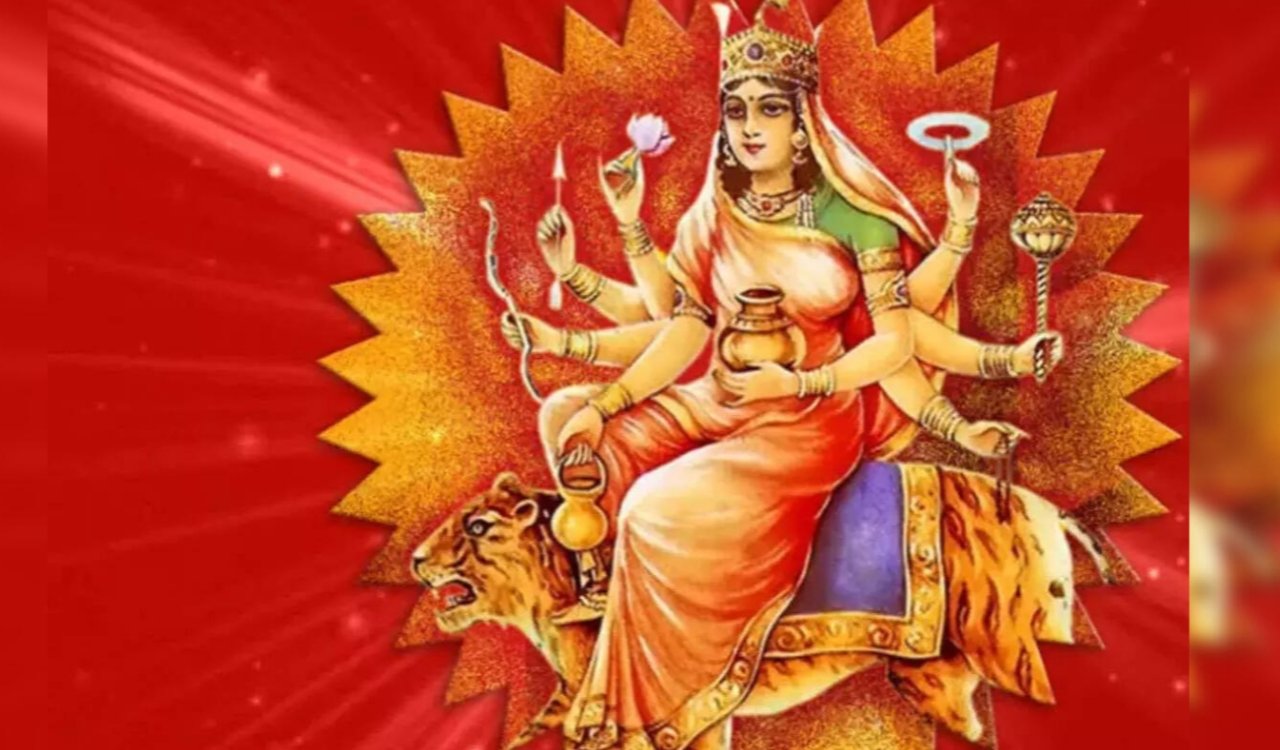 नवरात्रि के तीसरे दिन मां चंद्रघंटा की पूजा से पाएं सुख-शांति, नकारात्मक शक्तियों से मिलेगी मुक्ति 7 20250924 072214