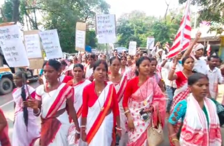 रामगढ़ में कुर्मी ST दर्जा मांग के विरोध में आदिवासियों का विशाल प्रदर्शन