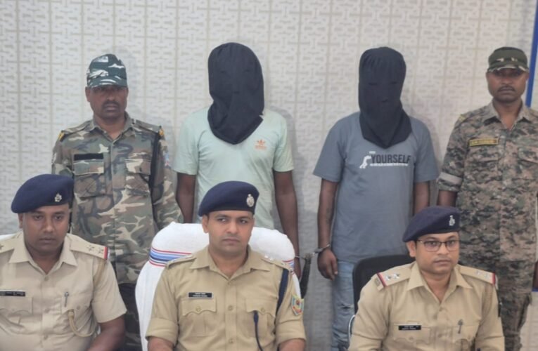 रांची में पुलिस की सघन चेकिंग अभियान में दो अपराधी गिरफ्तार, देशी कट्टा और कारतूस बरामद